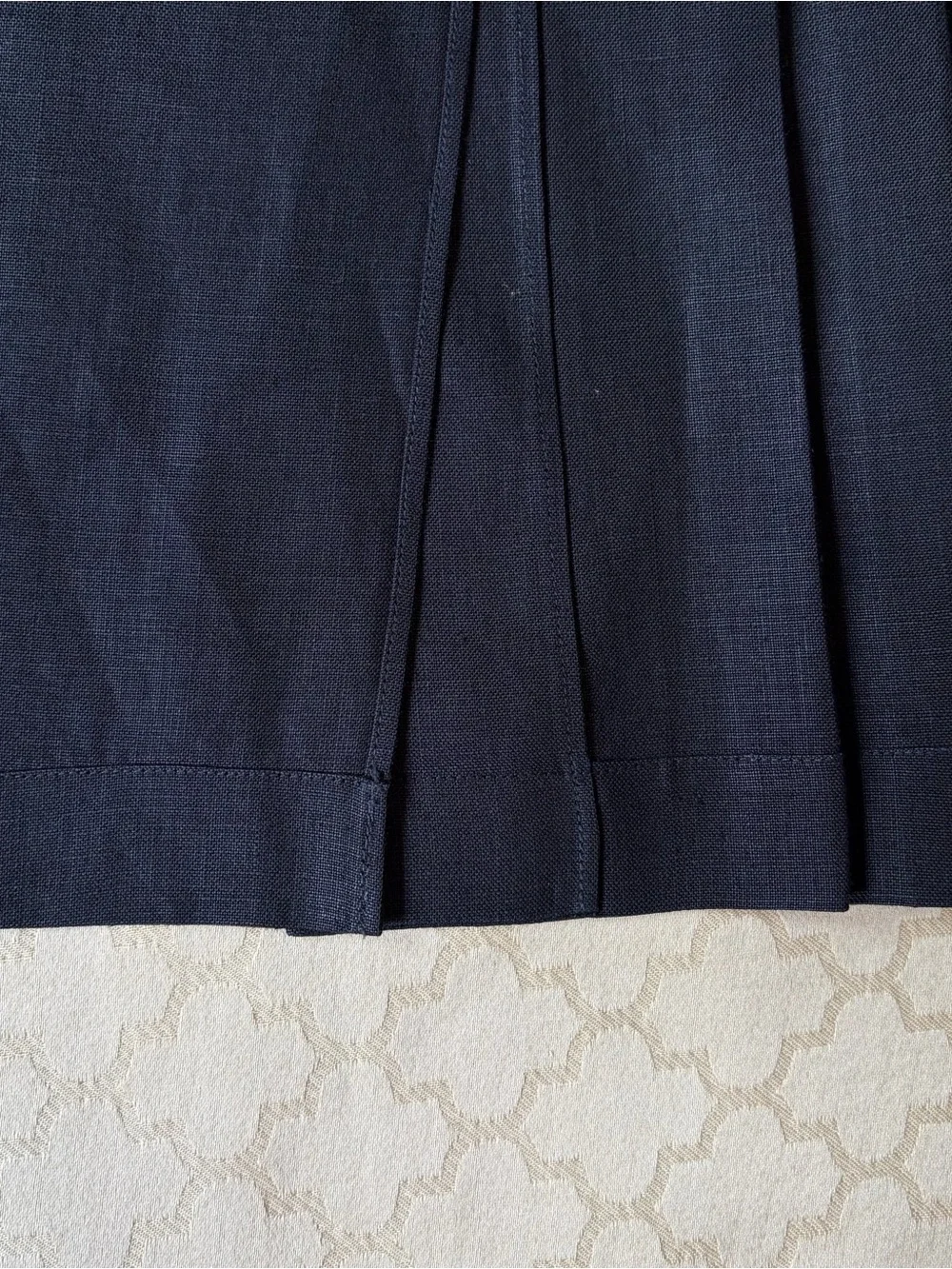 Chanel 1980s Vintage 100% Linen Pleated Midi Skirt 25” XS